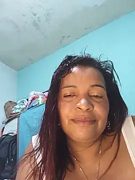 Snapshot of _violetta_- chatting on July 13, 2026, 1:32 pm violetta - online show from July 13, 2026, 1:32 pm