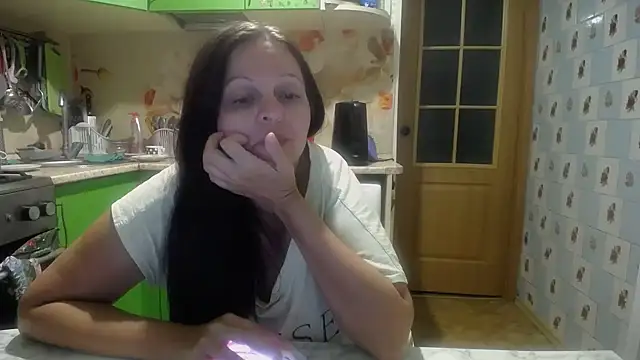 CatMelissa online show from September 12, 2025, 9:25 pm