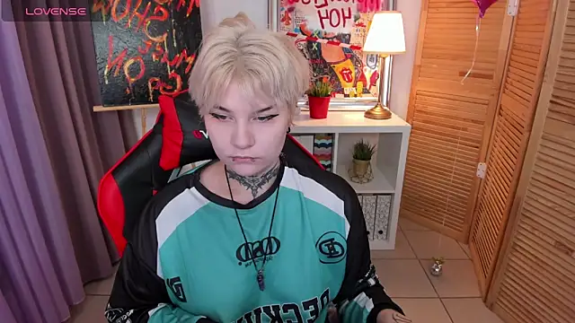 mekurisu online show from March 10, 2025, 1:34 am