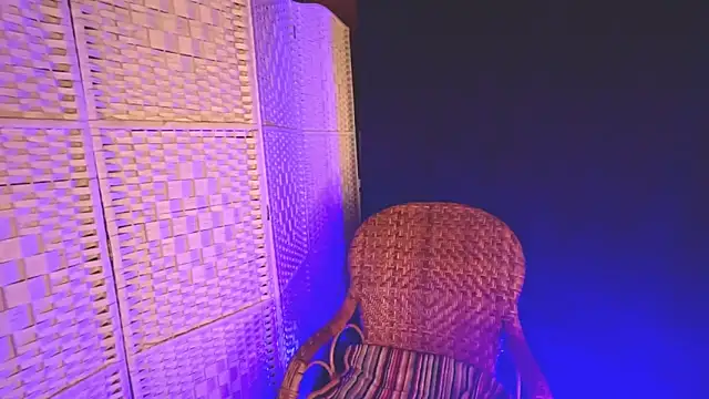 KayleyxEmily online show from January 31, 2025, 2:17 pm