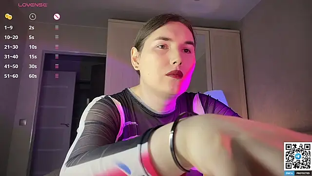 Maria Bowie online show from March 10, 2026, 7:01 am