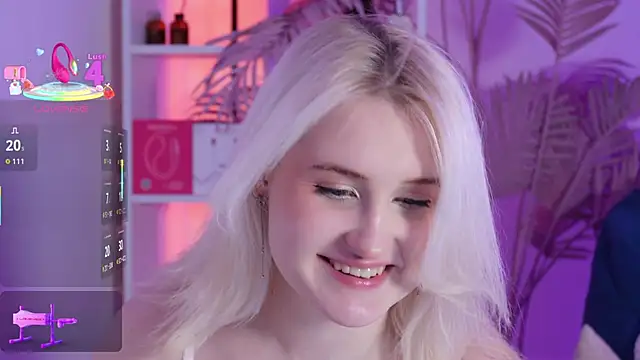 tiffannyjons online show from February 8, 2026, 6:05 pm