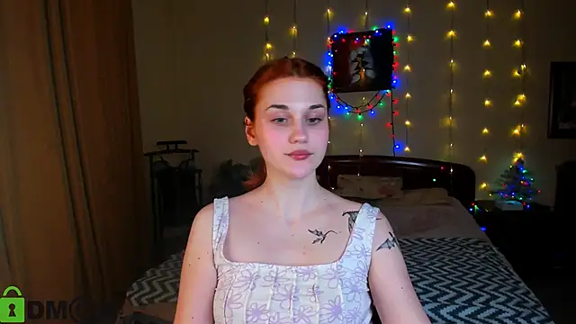 eliya moon online show from January 6, 2025, 1:53 am