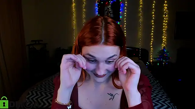 eliya moon online show from January 8, 2025, 2:57 am