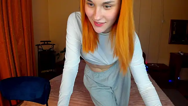 eliya moon online show from February 2, 2025, 4:05 am