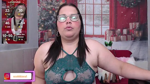 kiara scottt online show from December 4, 2025, 9:08 am