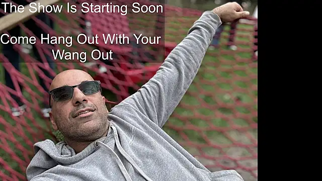 Snapshot of bear_russian_hunk chatting on November 6, 2025, 2:32 pm bear russian hunk online show from November 6, 2025, 2:32 pm