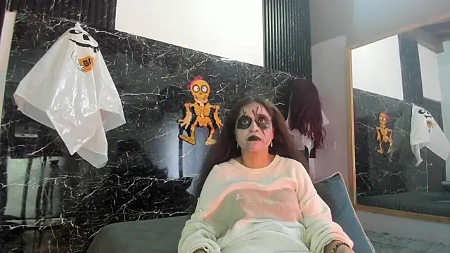 Snapshot of Yaya____11 chatting on November 1, 2025, 4:52 am Yaya 11 online show from November 1, 2025, 4:52 am