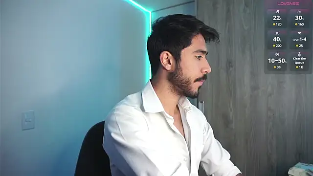 dam0n fr0st online show from January 14, 2025, 9:20 pm