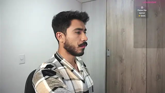 dam0n fr0st online show from December 24, 2024, 5:27 am