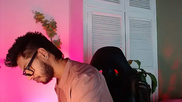 Snapshot of Colby_brown03 chatting on September 21, 2025, 7:08 pm Colby brown03 online show from September 21, 2025, 7:08 pm