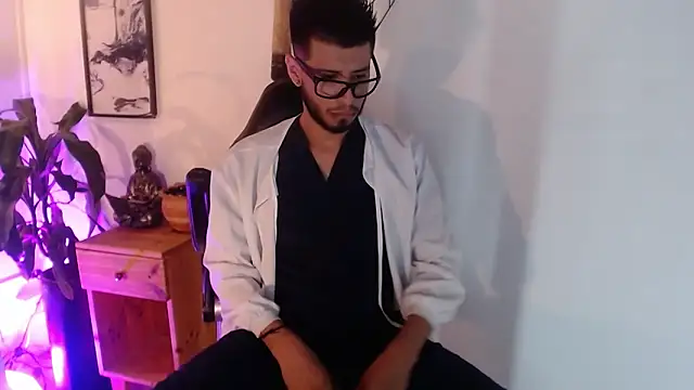 Colby brown03 online show from April 15, 2026, 7:07 pm