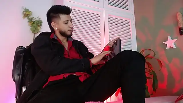 Snapshot of Colby_brown03 chatting on November 29, 2025, 7:25 pm Colby brown03 online show from November 29, 2025, 7:25 pm