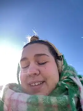 SuzieMurray online show from March 22, 2025, 8:18 am