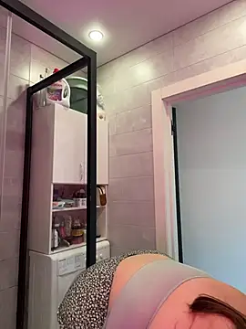 SuzieMurray online show from April 11, 2026, 8:40 am