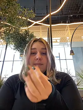 SuzieMurray online show from March 4, 2025, 11:29 am