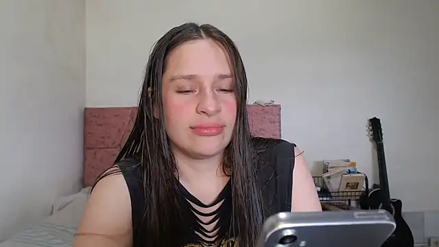 Snapshot of Serenity chatting on June 24, 2026, 9:34 pm Serenity online show from June 24, 2026, 9:34 pm