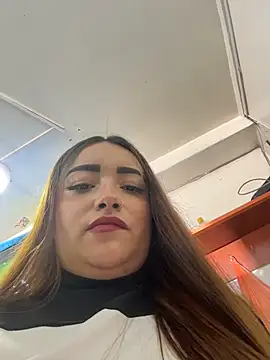 Tatiana O online show from November 18, 2025, 3:26 pm