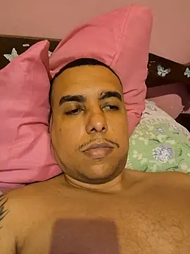 FABINHOSEOAU online show from February 17, 2025, 10:38 pm