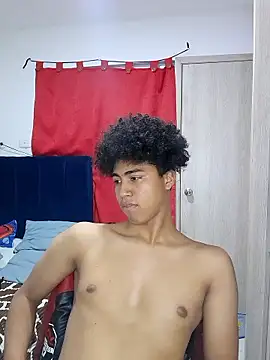 sexy diamante  online show from January 17, 2026, 2:37 am