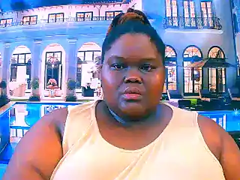 Snapshot of EbonyHotBuns chatting on April 26, 2026, 8:22 am EbonyHotBuns online show from April 26, 2026, 8:22 am