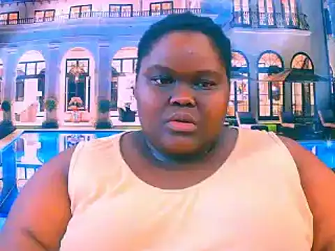 Snapshot of EbonyHotBuns chatting on June 2, 2026, 6:24 am EbonyHotBuns online show from June 2, 2026, 6:24 am