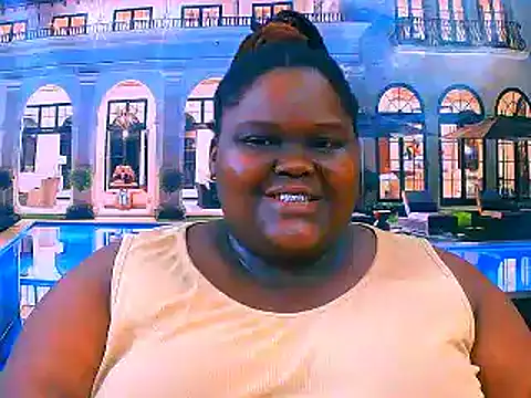 Snapshot of EbonyHotBuns chatting on April 27, 2026, 6:17 pm EbonyHotBuns online show from April 27, 2026, 6:17 pm