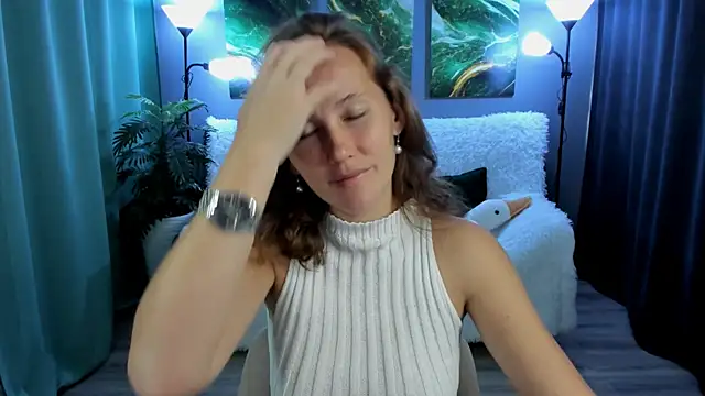 MichelleOrtis online show from September 20, 2025, 6:29 am