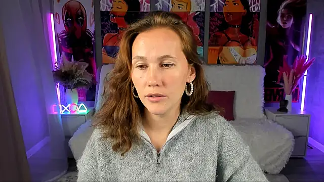 MichelleOrtis online show from November 20, 2025, 12:39 pm