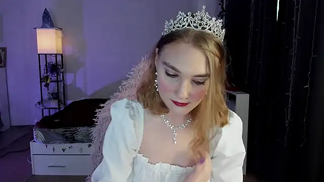 ReddHotPipper online show from November 1, 2025, 2:40 am