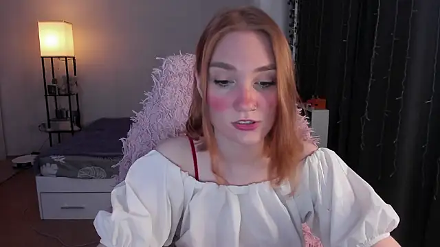 ReddHotPipper online show from March 19, 2026, 3:50 am