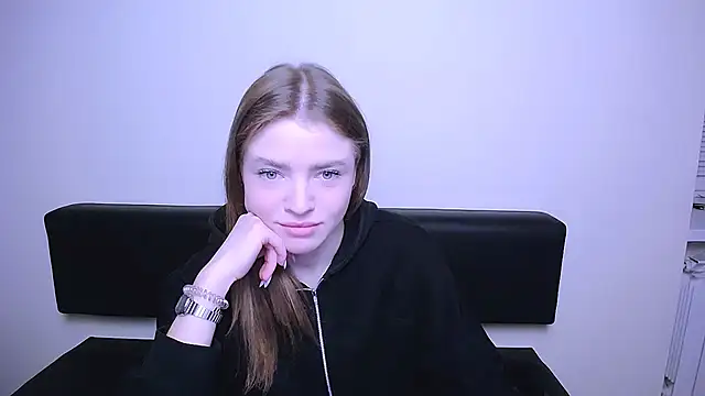 MissOliviaa  online show from February 18, 2025, 8:38 am