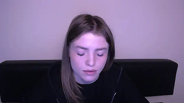 MissOliviaa  online show from February 19, 2025, 10:12 am