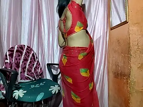 poojaxxx65 online show from September 22, 2025, 11:00 pm