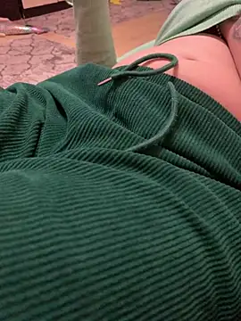 lora19922 online show from January 12, 2025, 6:59 pm