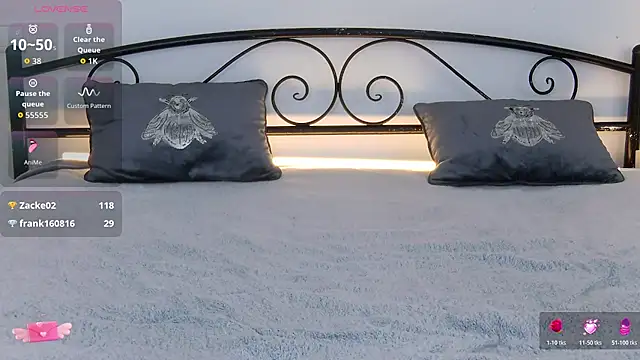 KarnetJ online show from March 8, 2026, 2:04 am