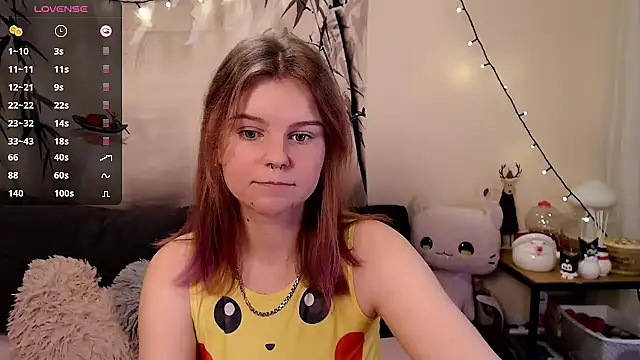 Moona xx online show from January 5, 2025, 9:36 pm