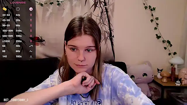 Moona xx online show from March 8, 2025, 10:45 pm