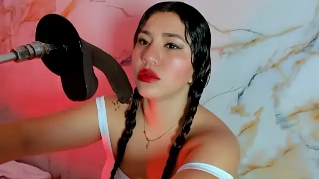 hade cute online show from February 22, 2026, 3:13 pm