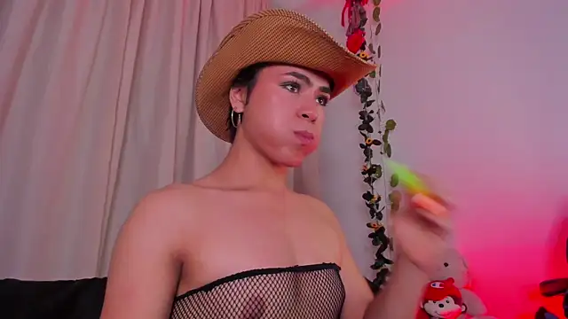 Little michell online show from November 15, 2025, 2:37 am