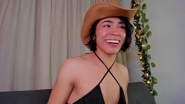 Little michell online show from March 5, 2026, 2:41 am