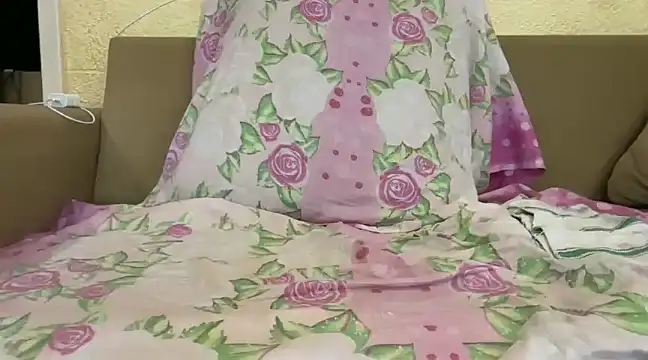 heartqqute26 online show from January 21, 2025, 12:50 pm