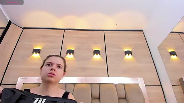 dorothy vegga online show from January 7, 2026, 4:06 am