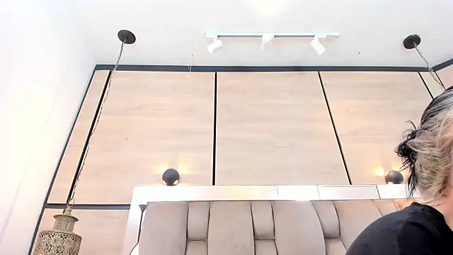 dorothy vegga online show from March 31, 2026, 3:52 am