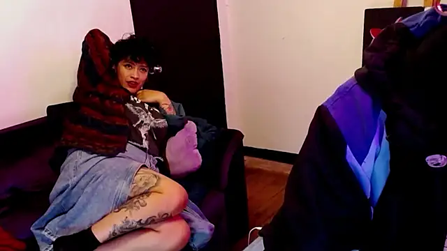 tatouagendecouple online show from September 11, 2025, 6:46 am