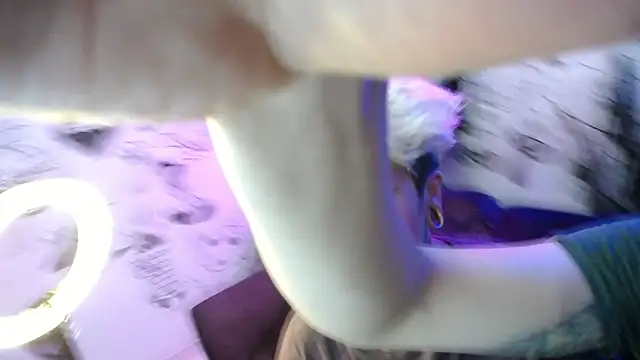 tatouagendecouple online show from February 12, 2025, 10:26 pm