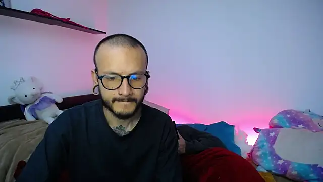 tatouagendecouple online show from March 4, 2025, 5:53 am