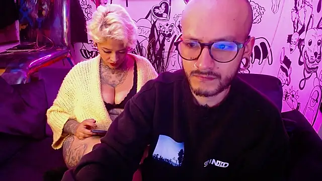 tatouagendecouple online show from January 30, 2025, 5:30 am