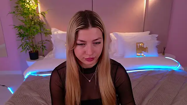 HelenaMorgan online show from March 21, 2025, 6:16 am