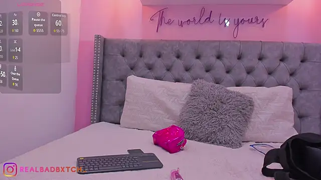 Realbadbxtch online show from February 13, 2026, 3:01 pm